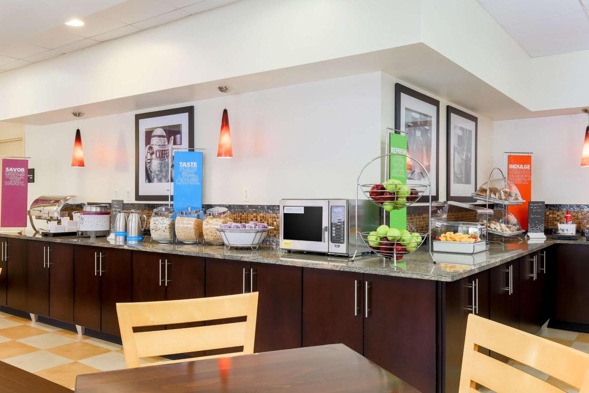 Hampton Inn Champaign/Urbana Eksteriør bilde