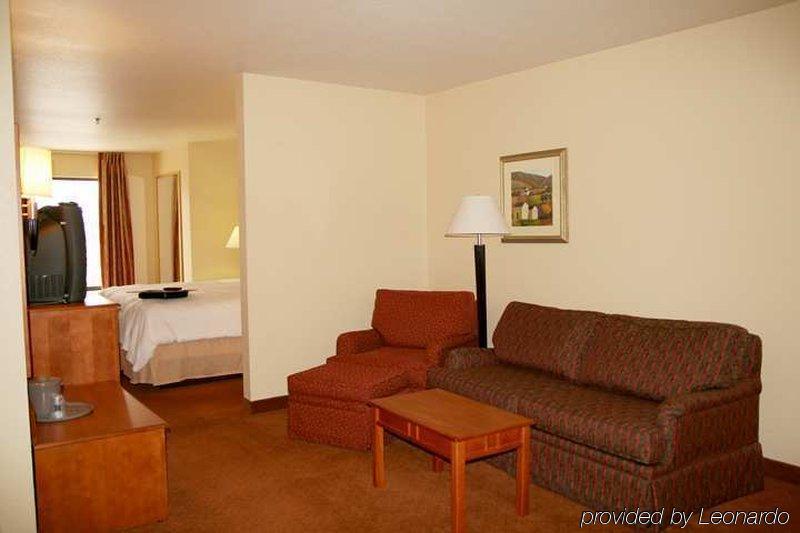 Hampton Inn Champaign/Urbana Rom bilde